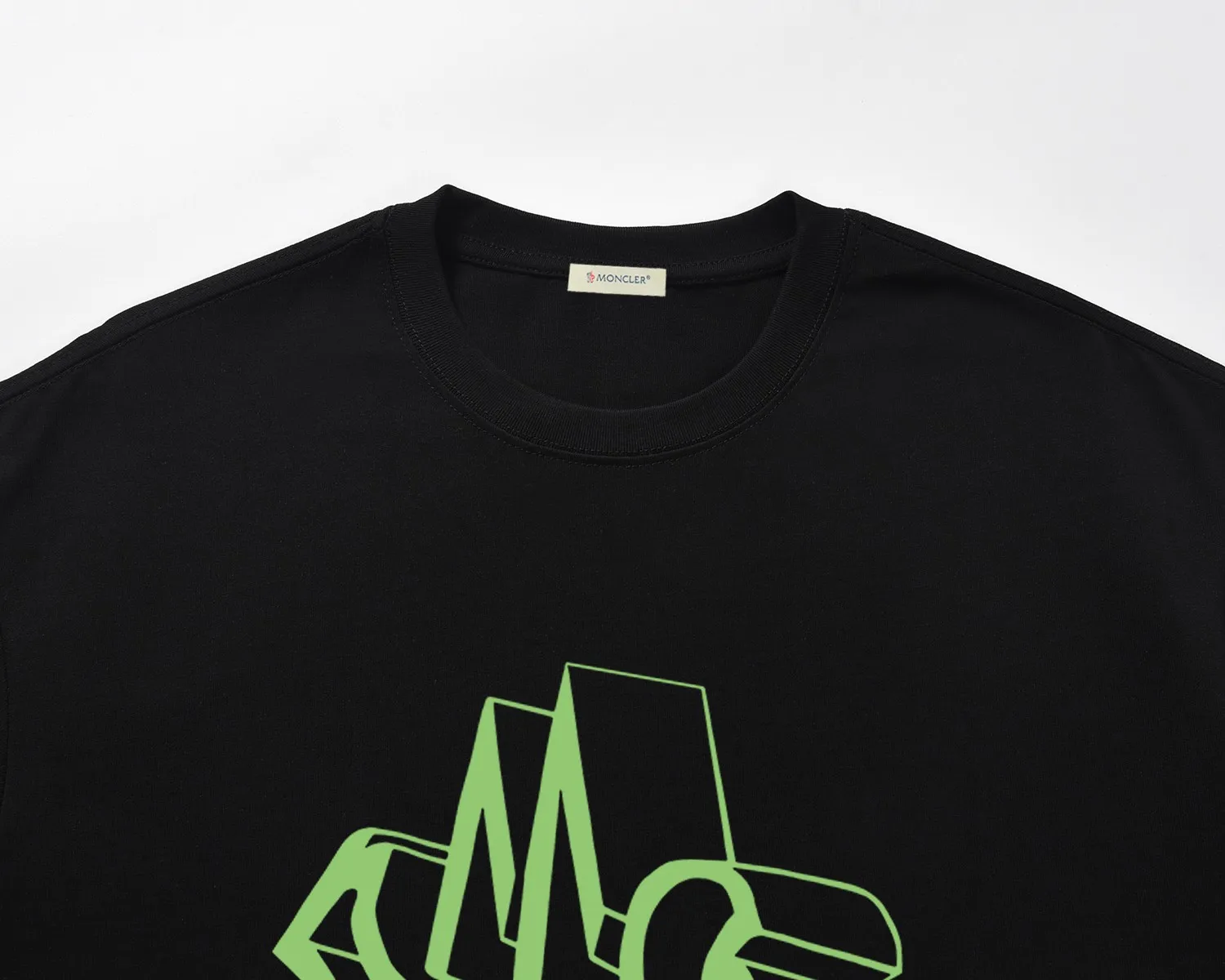 《 Quality》 MONCLER MC Same Style T 2024 New Arrival 260 Versatile ：Black White Sizes： S M L XL XXL